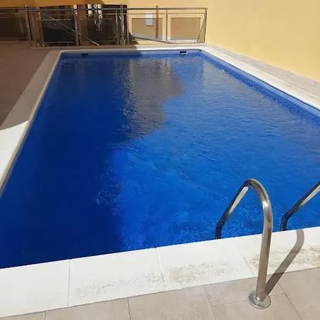 La Perla Ocean View Apartament *