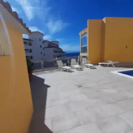 Apartament La Perla Ocean View *